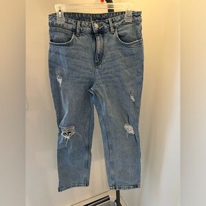 Wrangler Blue Jeans with Distressed Details 6/28